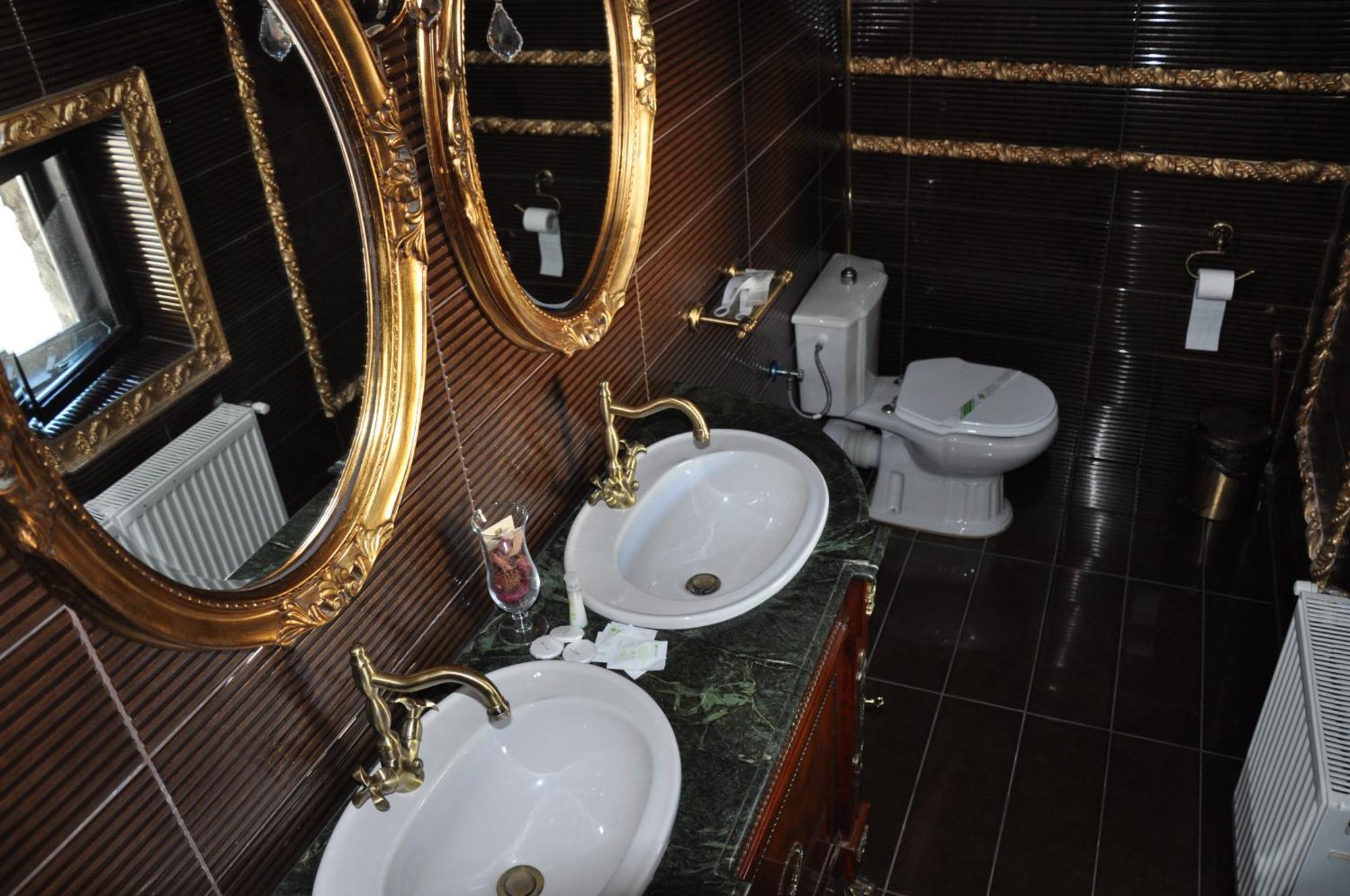 Casa Cu Farfurii Sinaia Quarto foto